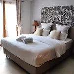 Maison Prestige Saint Tropez By Roberto Geissini