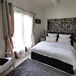 Hotel Maison Prestige Saint Tropez By Roberto Geissini Grimaud