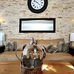 Maison Prestige Saint Tropez By Roberto Geissini Hotel 3*