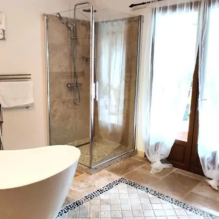 Bed & Breakfast Maison Prestige Saint Tropez By Roberto Geissini Grimaud
