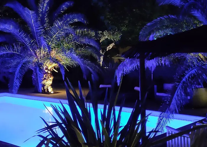 Maison Prestige Saint Tropez By Roberto Geissini 3* Grimaud
