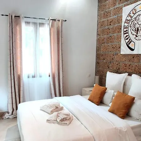 Maison Prestige Saint Tropez By Roberto Geissini Bed & Breakfast Grimaud