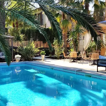 Bed & Breakfast Maison Prestige Saint Tropez By Roberto Geissini Grimaud