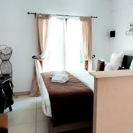 Bed & Breakfast Maison Prestige Saint Tropez By Roberto Geissini Grimaud