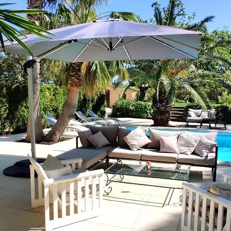 Maison Prestige Saint Tropez By Roberto Geissini Bed & Breakfast Grimaud