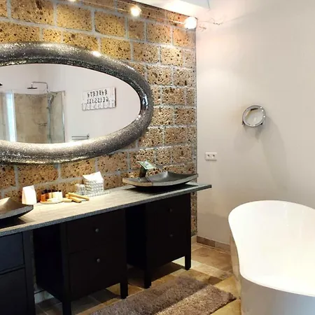 Bed & Breakfast Maison Prestige Saint Tropez By Roberto Geissini 3*