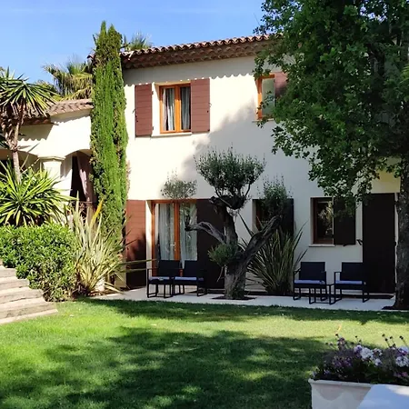 Maison Prestige Saint Tropez By Roberto Geissini 3*