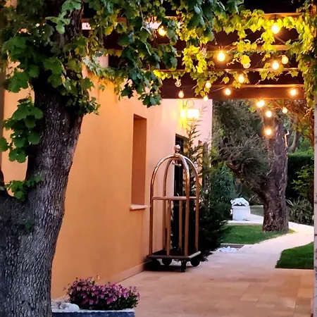 Hotel Maison Prestige Saint Tropez By Roberto Geissini 3*
