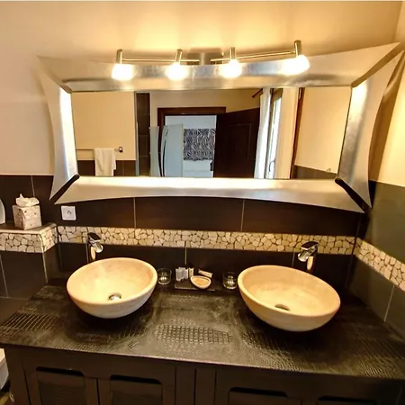 Maison Prestige Saint Tropez By Roberto Geissini 3*