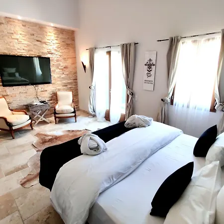 Hotel Maison Prestige Saint Tropez By Roberto Geissini 3*