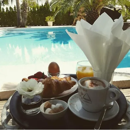 Maison Prestige Saint Tropez By Roberto Geissini Bed & Breakfast Grimaud