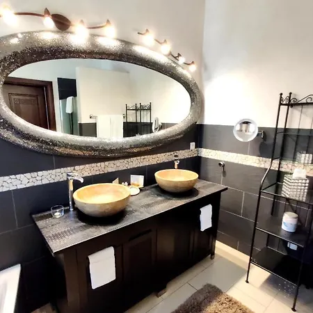 Bed & Breakfast Maison Prestige Saint Tropez By Roberto Geissini 3*