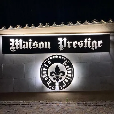 מלון Maison Prestige Saint Tropez By Roberto Geissini גרימו